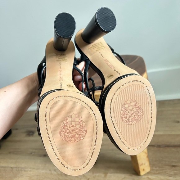 Vince Camuto Neloette Black Block Heel Sandal Size 8 Brand New - Picture 4 of 4